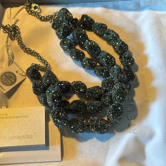 Special edition Atelier Swarovski Extravagant Collar Necklace in dark gray. - Picture 9 of 11